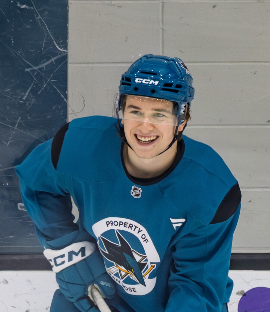 Macklin Celebrini